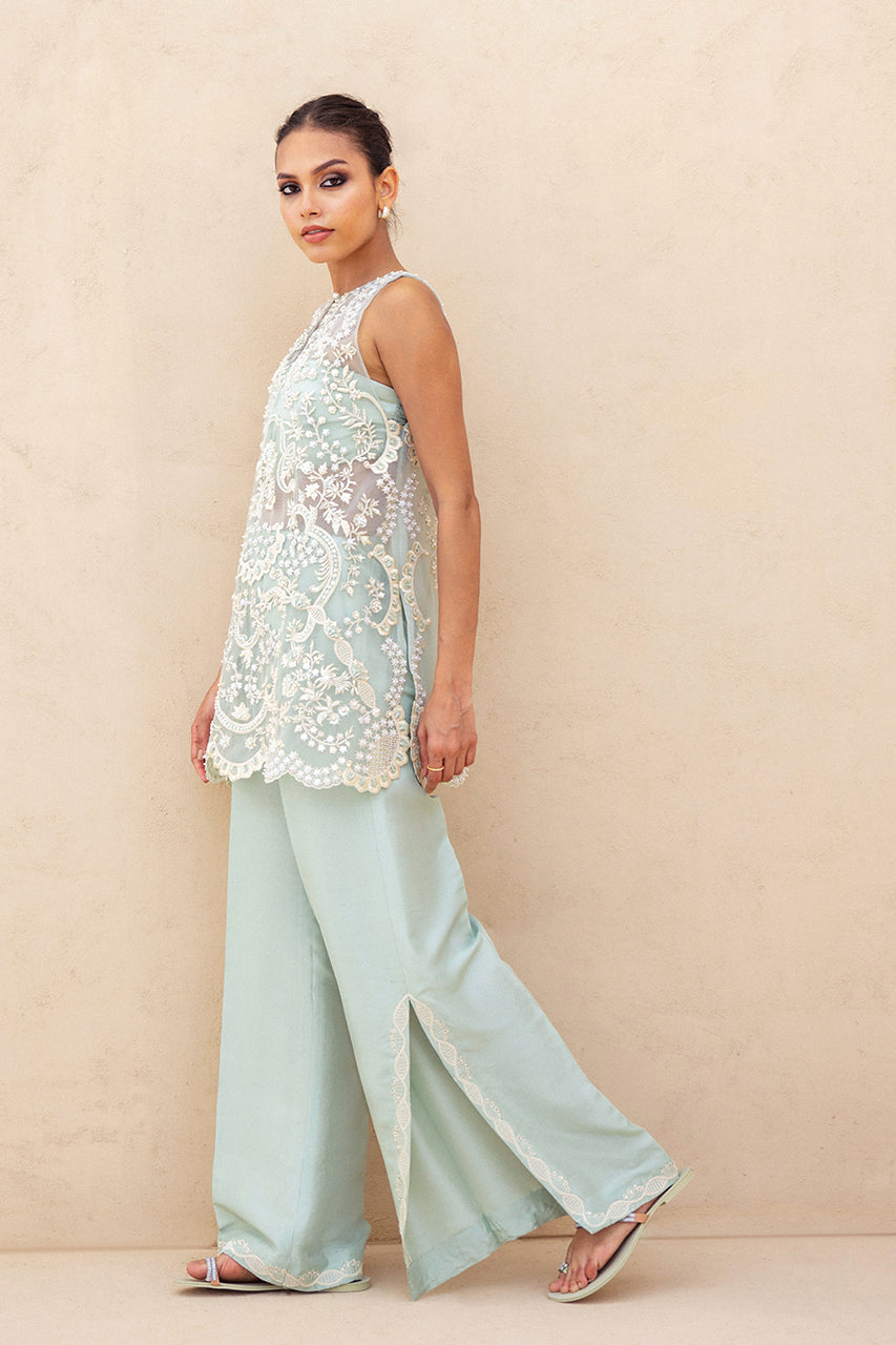 Sania Maskatiya | Fall Festive Shimmer | Freya