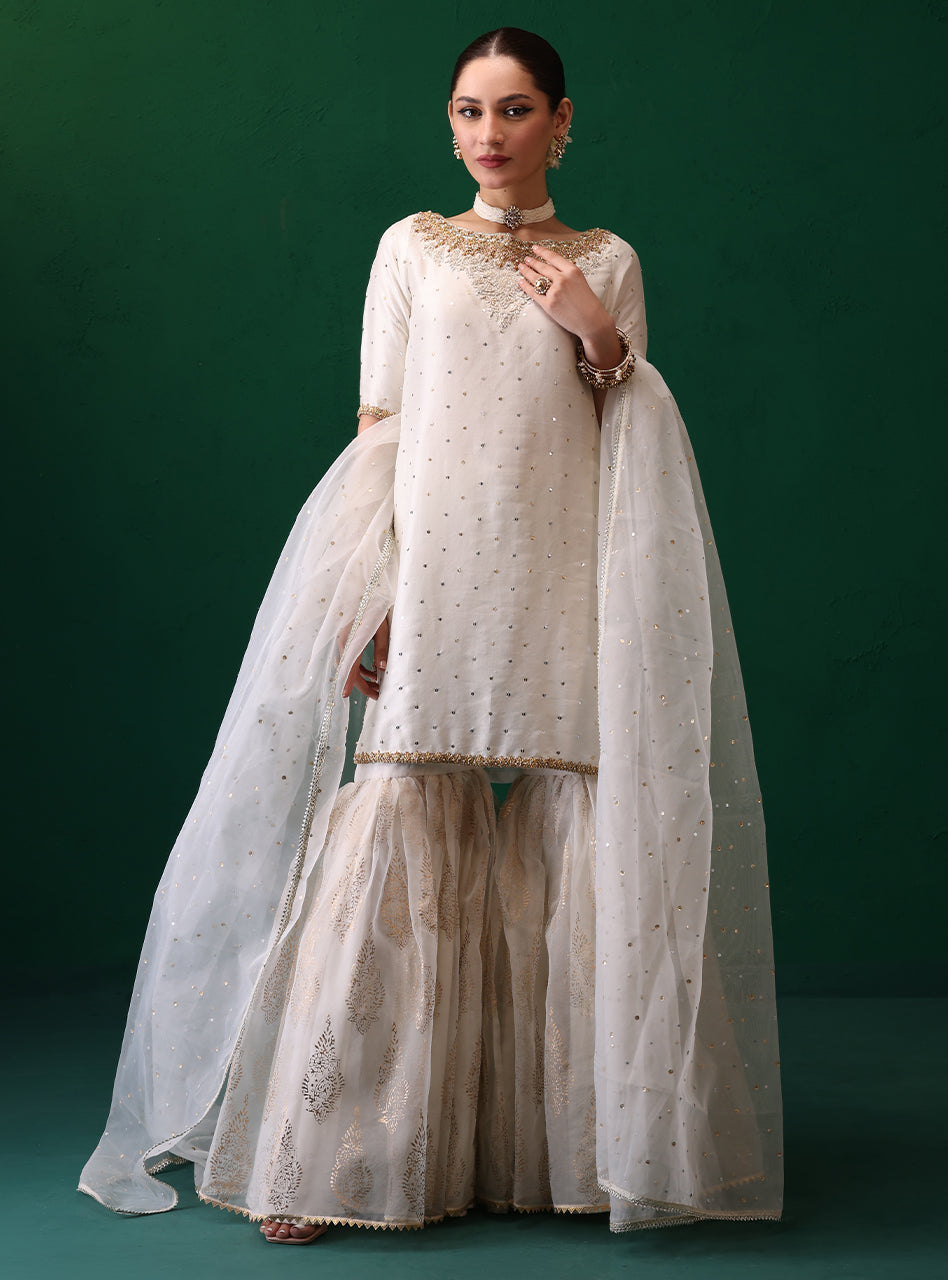 Zainab Chottani | Semi Formals | MEERAZ by Zainab Chottani - Designer Dress - Type: Ladies Clothes - Available at Libayah - 100% Original