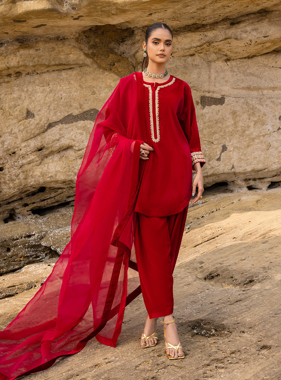 Zainab Chottani | Luxury Pret | RUBY JEZZ by Zainab Chottani - Designer Dress - Type: Ladies Clothes - Available at Libayah - 100% Original