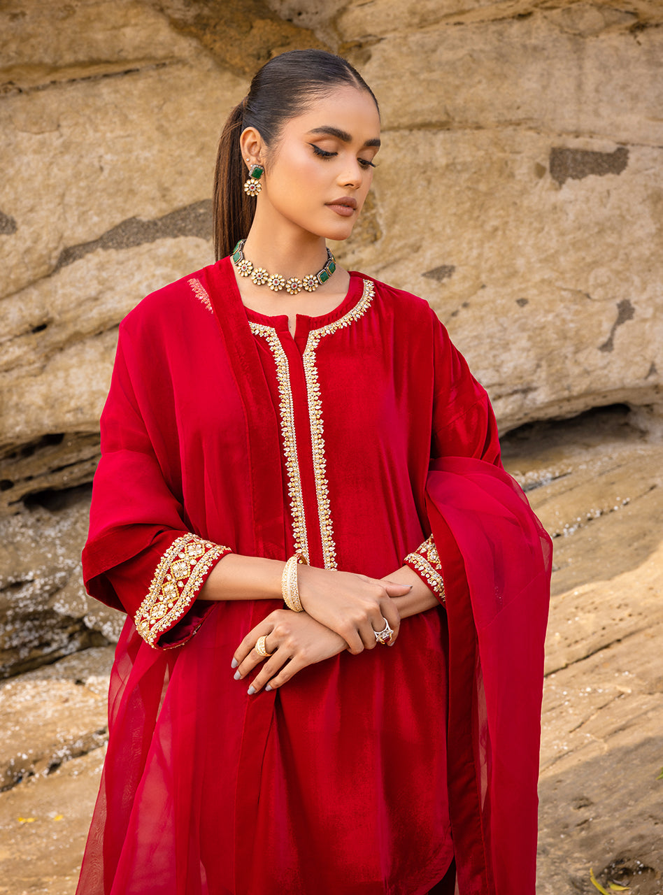 Zainab Chottani | Luxury Pret | RUBY JEZZ by Zainab Chottani - Designer Dress - Type: Ladies Clothes - Available at Libayah - 100% Original