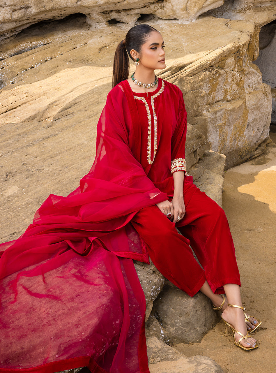 Zainab Chottani | Luxury Pret | RUBY JEZZ by Zainab Chottani - Designer Dress - Type: Ladies Clothes - Available at Libayah - 100% Original