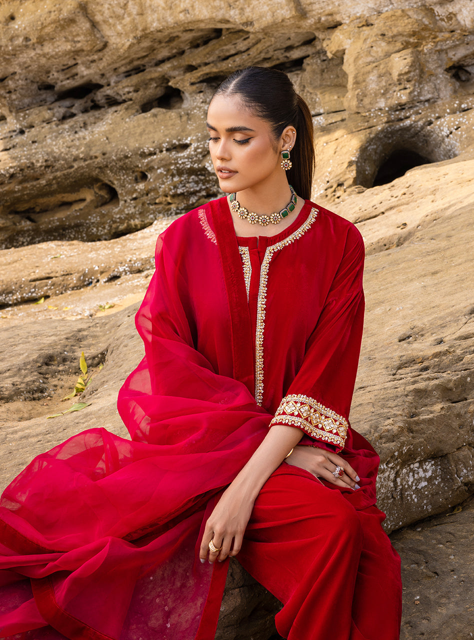 Zainab Chottani | Luxury Pret | RUBY JEZZ by Zainab Chottani - Designer Dress - Type: Ladies Clothes - Available at Libayah - 100% Original