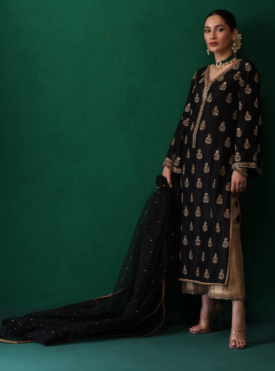 Zainab Chottani | Semi Formals | SHEHNAAZ by Zainab Chottani - Designer Dress - Type: LA - Available at Libayah - 100% Original