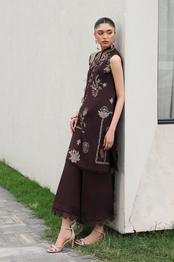 Qalamkar | Q Line Lawn 26 | QKL-15 YASRA by Qalamkar - Designer Dress  - Type : Ladies Clothes - Available at Libayah - 100% Original 