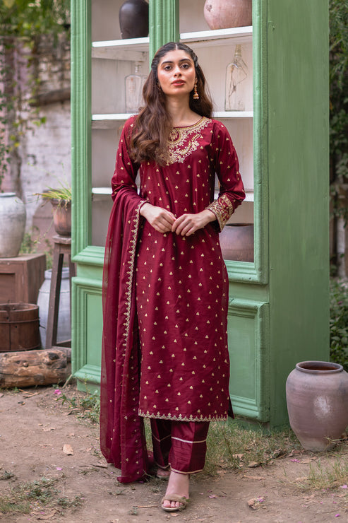 Kross Kulture | Luxury Baharaneh | Baharaneh (Maroon) KLX-00922 by Kross Kulture - Designer Dress - Type: Ladies Clothes - Available at Libayah - 100% Original