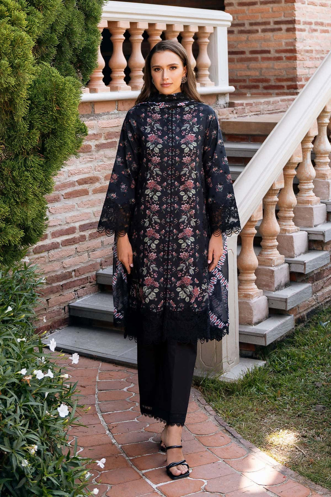 Afrozeh | Damask The Holiday Edit 25 | Lorien A by Afrozeh - Designer Dress - Type: Ladies Clothes - Available at Libayah - 100% Original