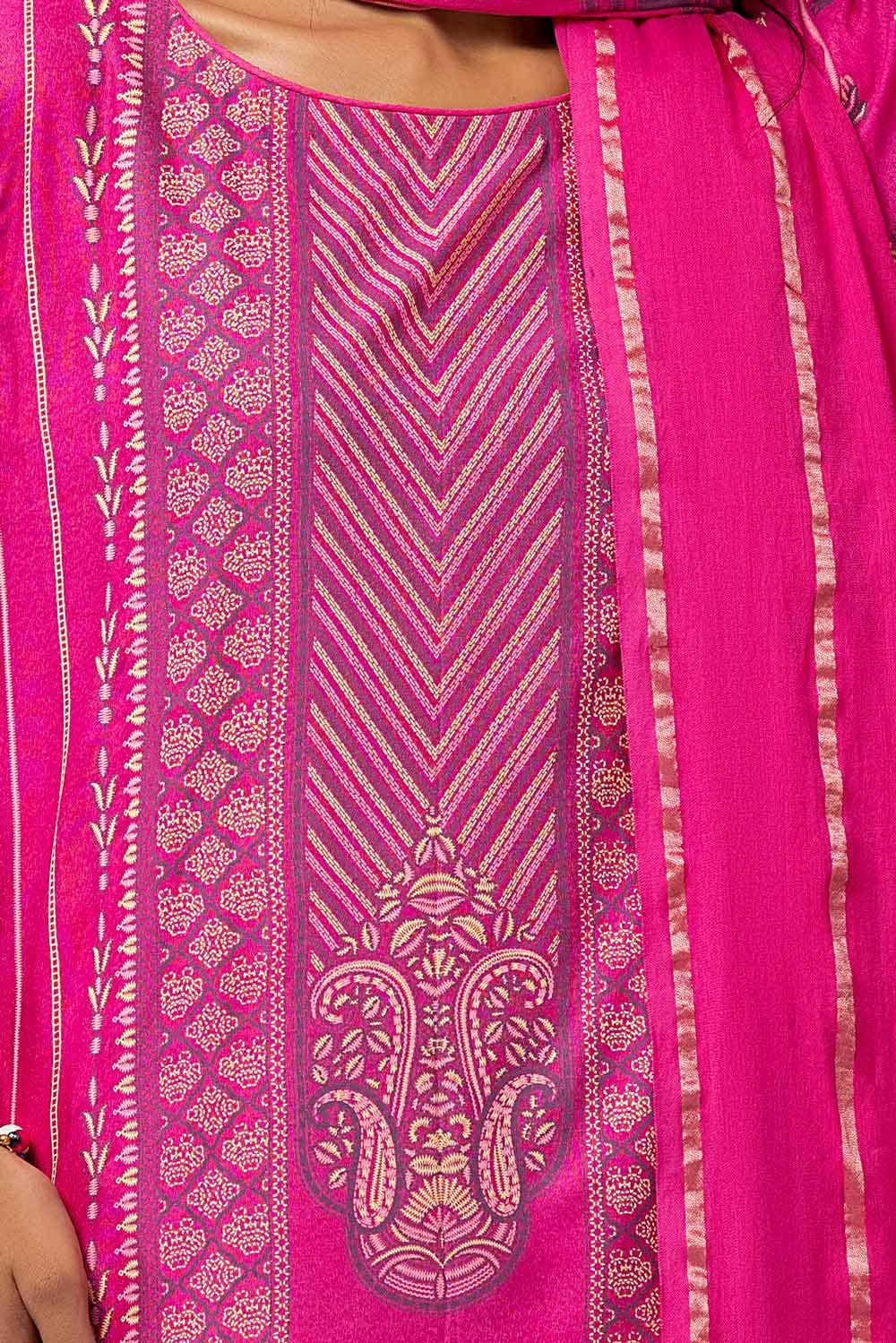 Gul Ahmed | Winter Collection 24 | Yarn Dyed Dupatta YD-42001 by Gul Ahmed - Designer Dress - Type: Ladies Clothes - Available at Libayah - 100% Original