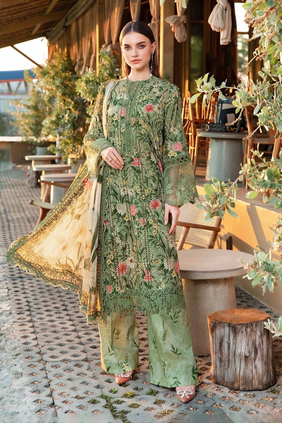 Maria B | M Prints 25 | MPT-2508-B by Maria B - Designer Dress - Type: Ladies Clothes - Available at Libayah - 100% Original