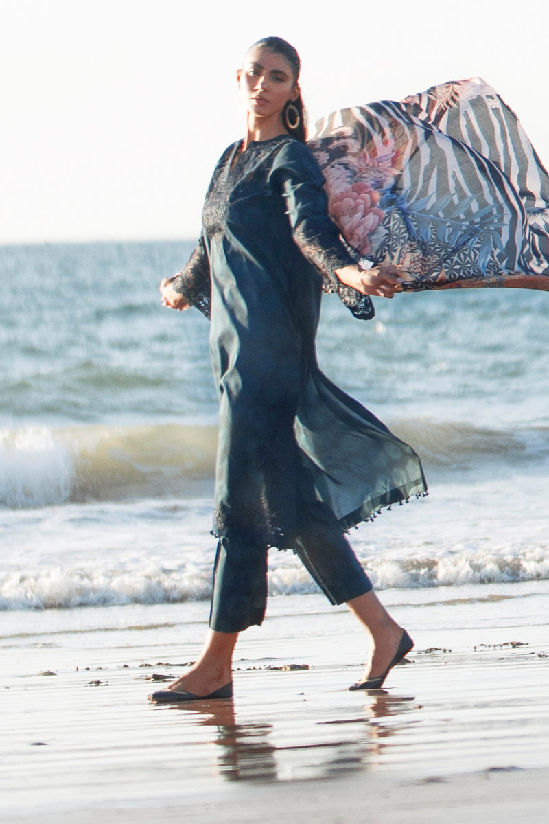 Baroque | Luxury Pret 25 | UF-4063 by Baroque - Designer Dress - Type: Ladies Clothes - Available at Libayah - 100% Original