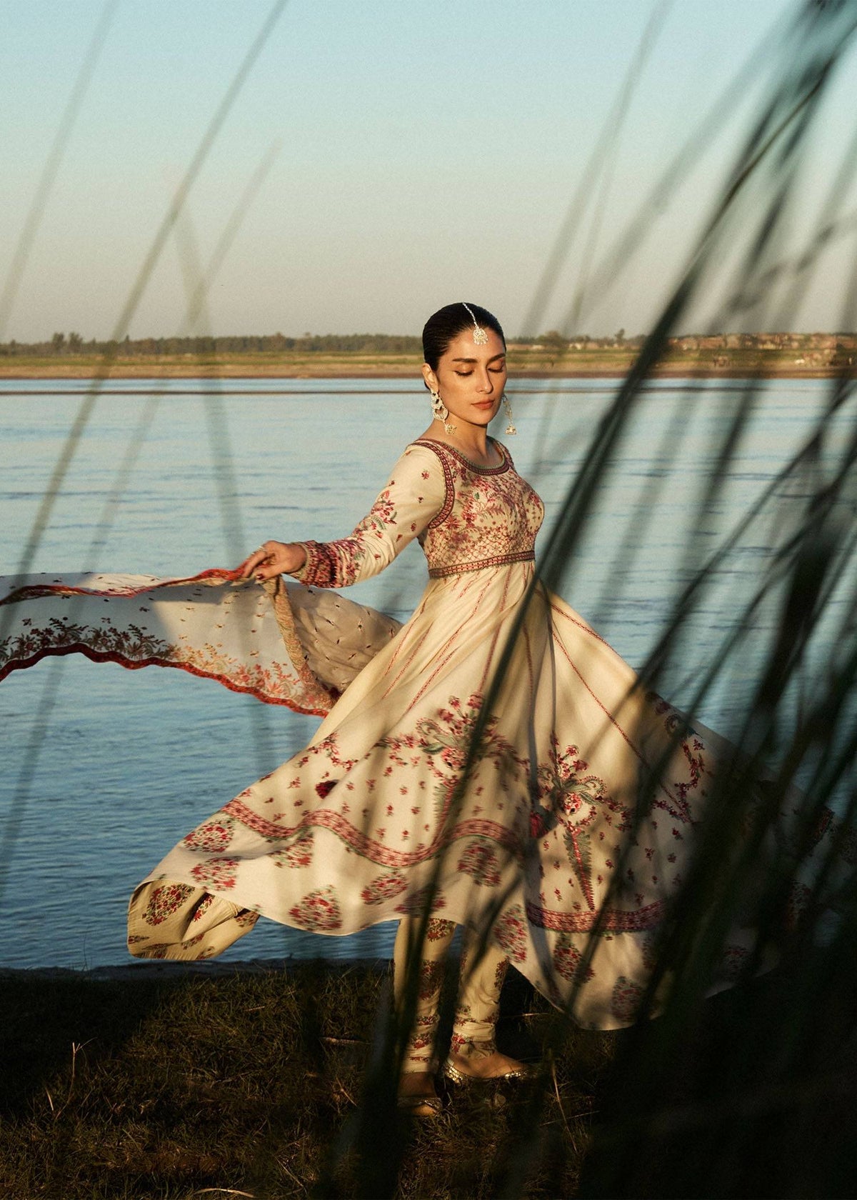 Hussain Rehar | Surkh Eid Pret'25 | Naqsh by Hussain Rehar - Designer Dress  - Type : ladies Clothes - Available at Libayah - 100% Original 