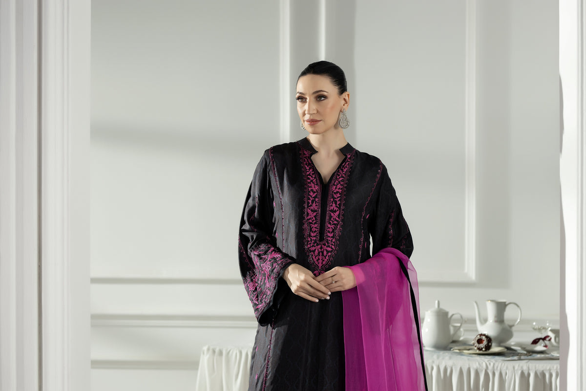 Purple Haze | Suraya Edit | Bedazzled - by Libayah - Registered Vendor of : Purple Haze - 100% Original Designer Dress