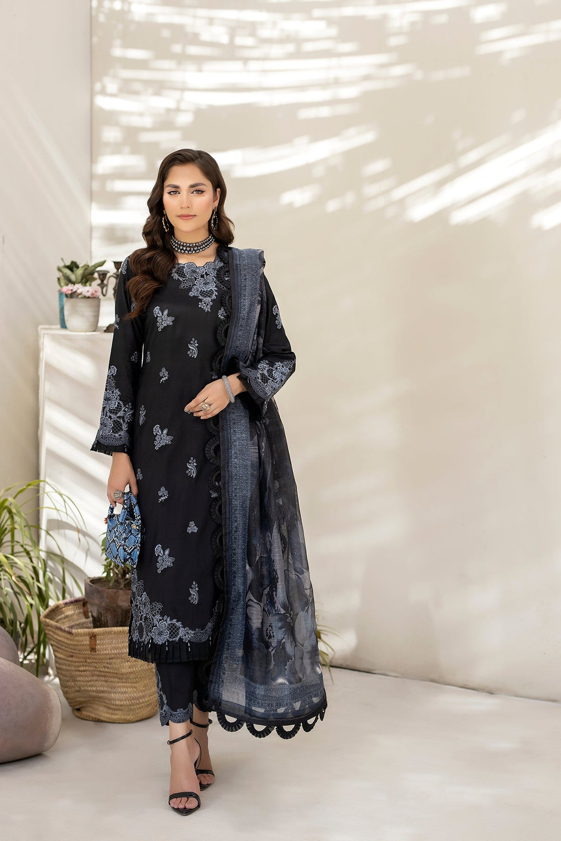 House of Nawab | Zora Luxury Lawn 24 | VALEH by House of Nawab - Designer Dress - Type: Ladies Clothes - Available at Libayah - 100% Original