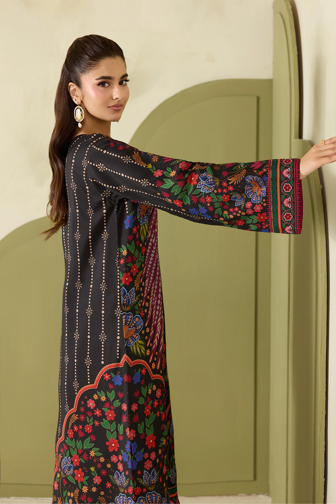 Alizeh | Printed Lawn | AF-PL-6068-UNS by Alizeh - Designer Dress  - Type : Ladies Clothes - Available at Libayah - 100% Original 