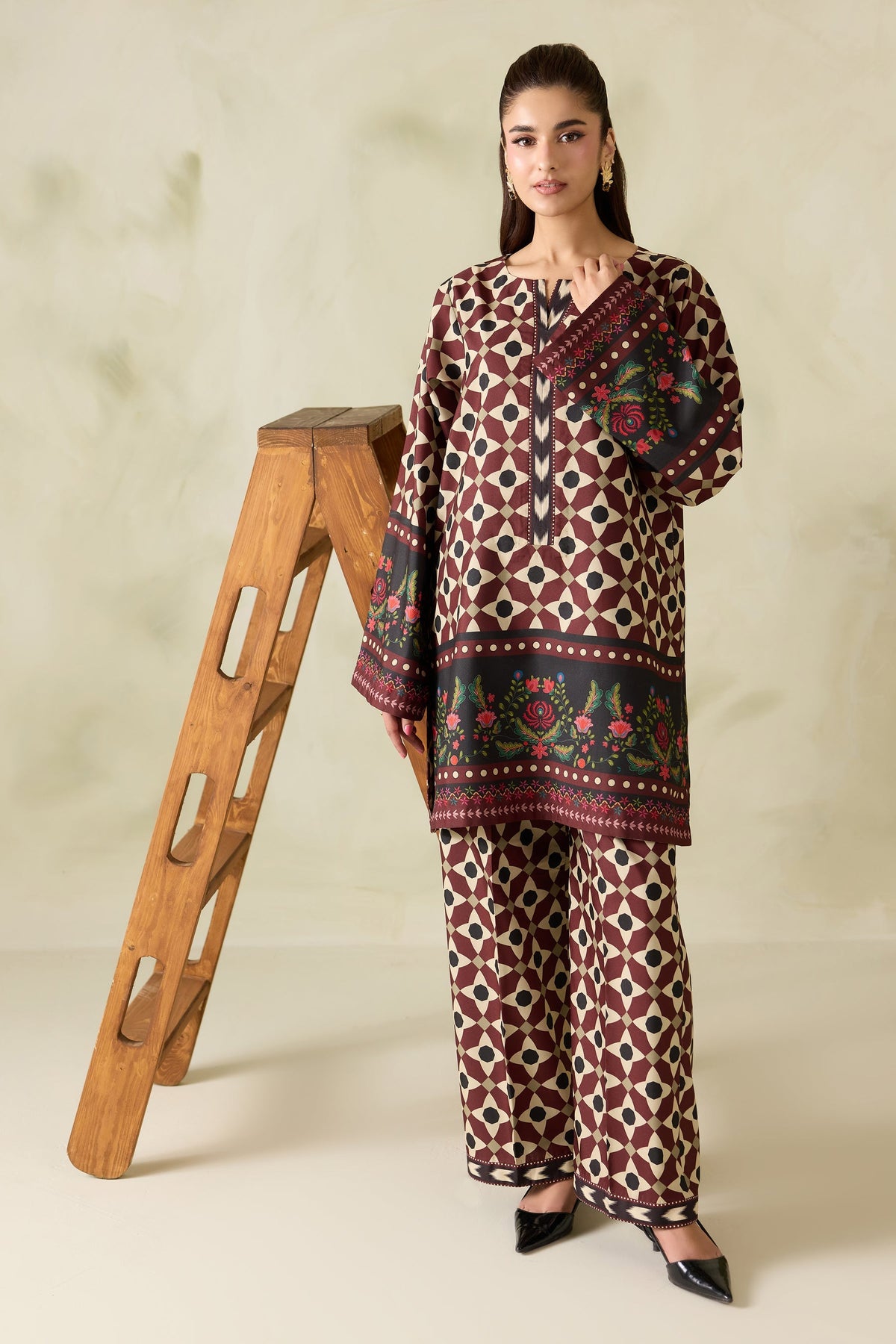 Alizeh | Printed Lawn | AF-PL-6075-ZIRWAH by Alizeh - Designer Dress  - Type : Ladies Clothes - Available at Libayah - 100% Original 