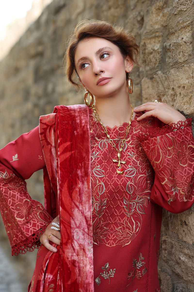 Cold Brew – authentic Pakistani dress from the Rangrasiya Carnation Luxury Shawl Edit collection for women in the UK.