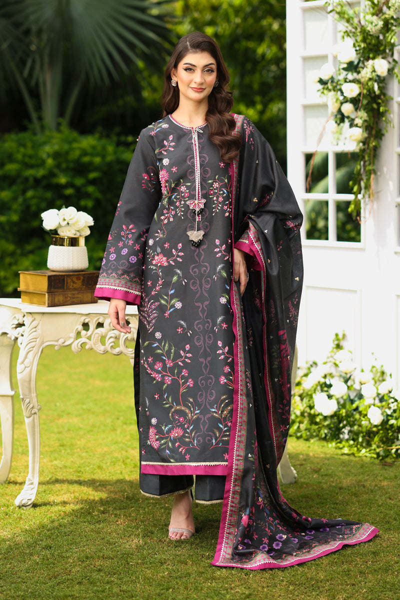 Farwa – authentic Pakistani formal dress from the Rangasiya Luxe Silk collection for women in the UK.