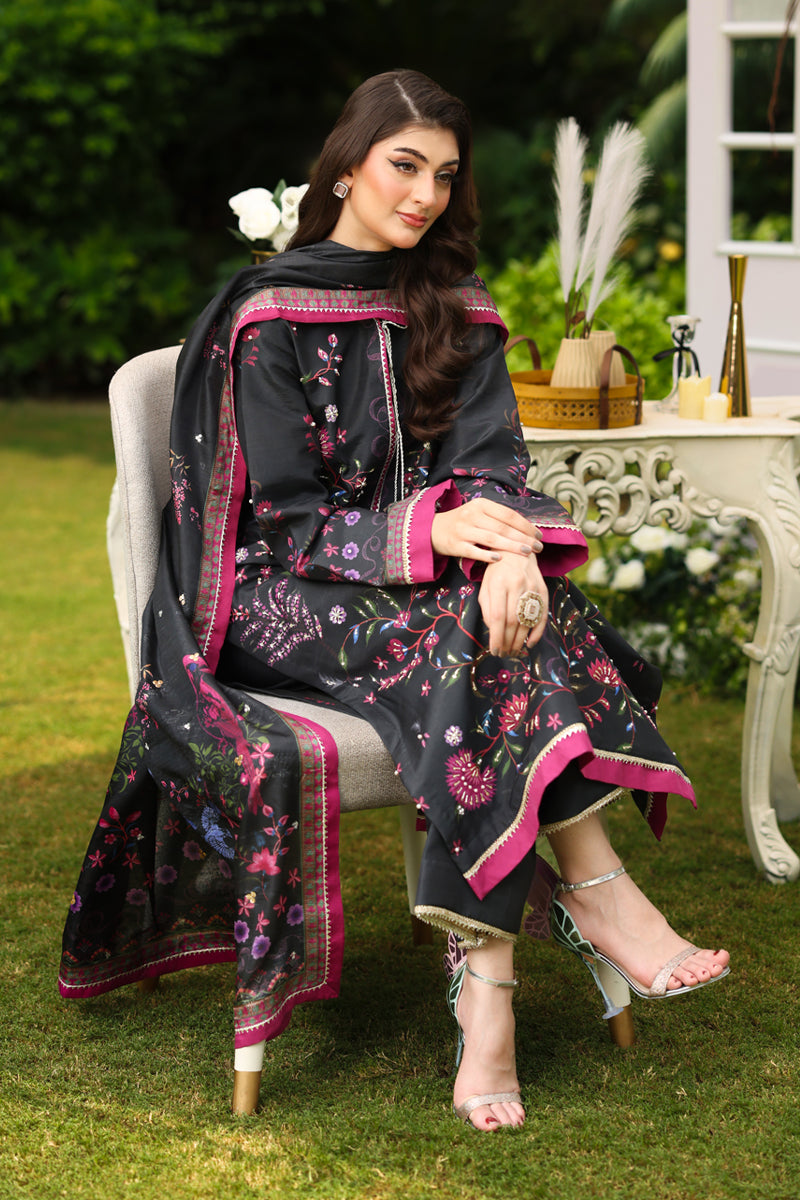 Farwa – authentic Pakistani formal dress from the Rangasiya Luxe Silk collection for women in the UK.