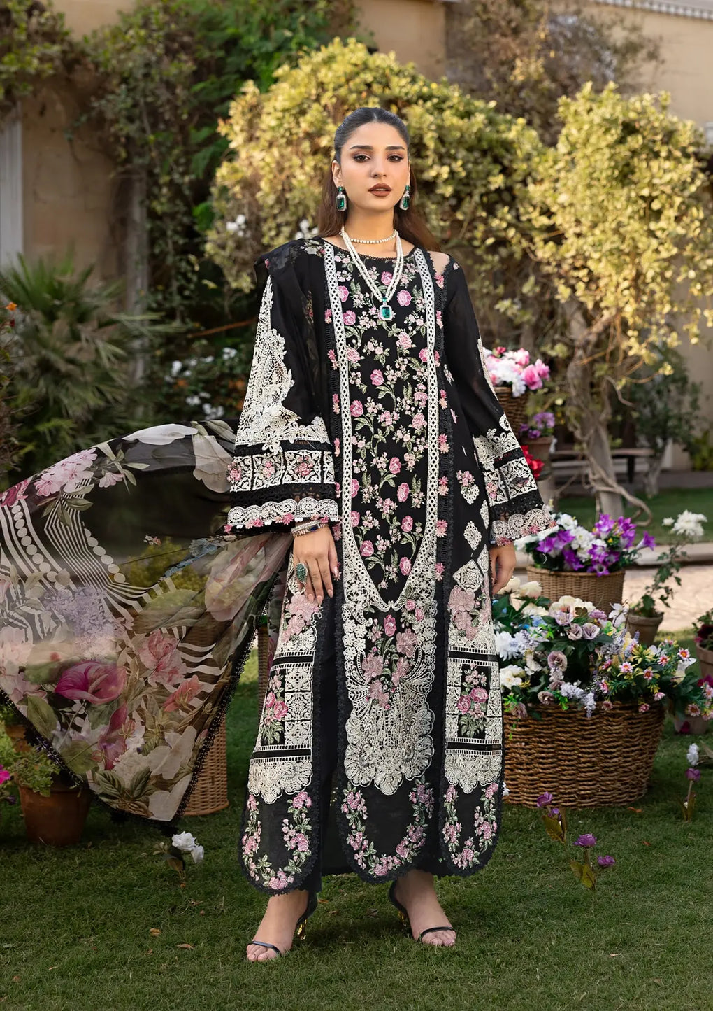 Elaf Premium | Luxury Lawn 25 | ELM-04 MAHJABEEN by Elaf Premium - Designer Dress - Type: Ladies Clothes - Available at Libayah - 100% Original