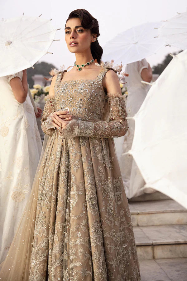 Nureh | The Secret Garden | Clara