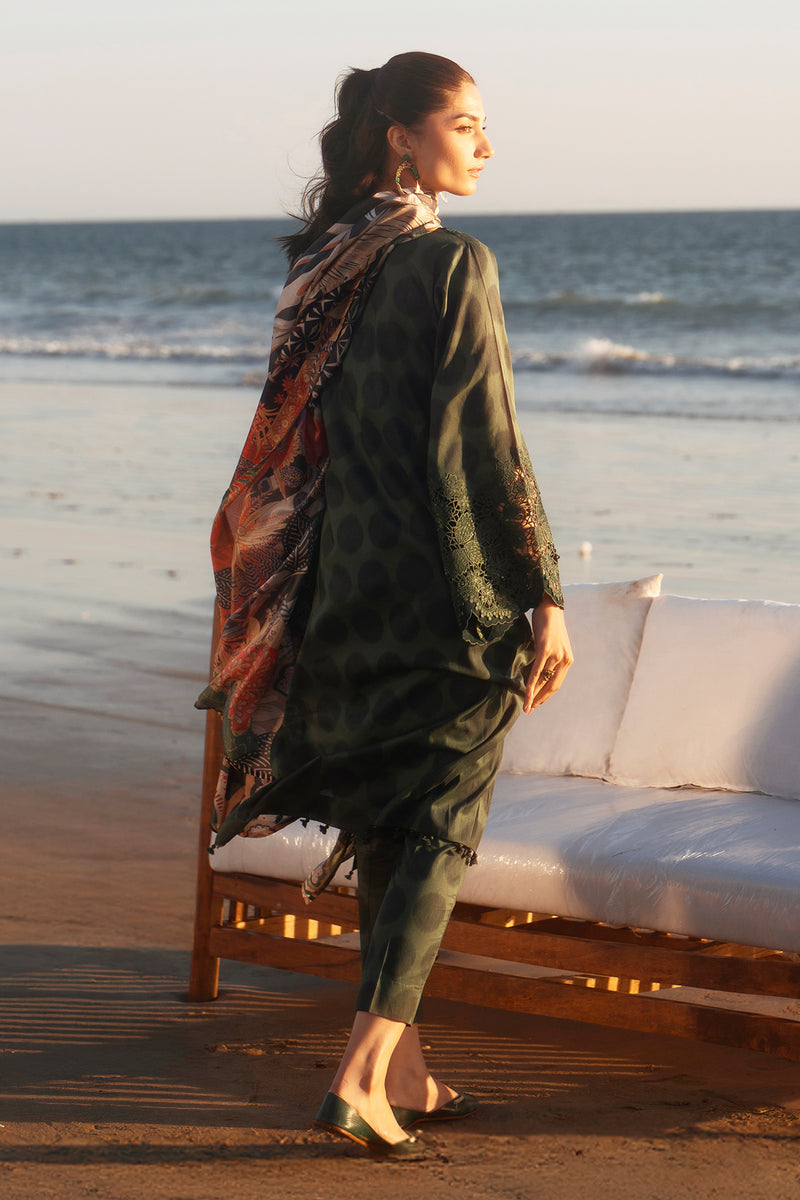 Baroque | Luxury Pret 25 | UF-4064 by Baroque - Designer Dress - Type: Ladies Clothes - Available at Libayah - 100% Original