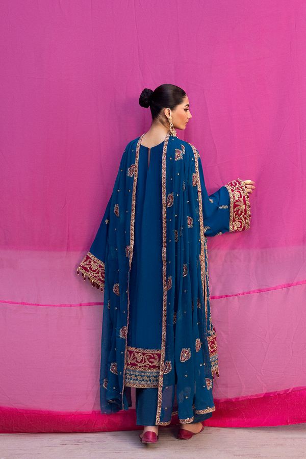 Emaan Adeel | The Empress Wedding Formals | VELANIS by Emaan Adeel - Designer Dress  - Type : Ladies Clothes - Available at Libayah - 100% Original 