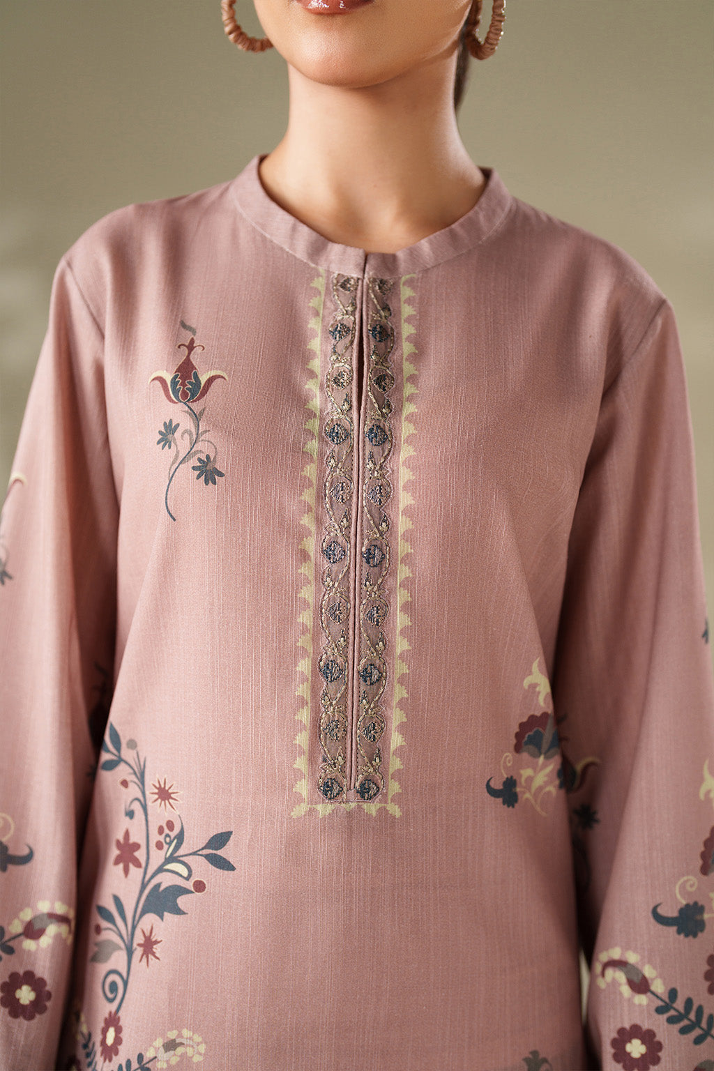 Iznik | Winter Chapter 25 | UE-569 Printed Khaddar by Iznik - Designer Dress - Type : Ladies Clothes - Available at Libayah - 100% Original 