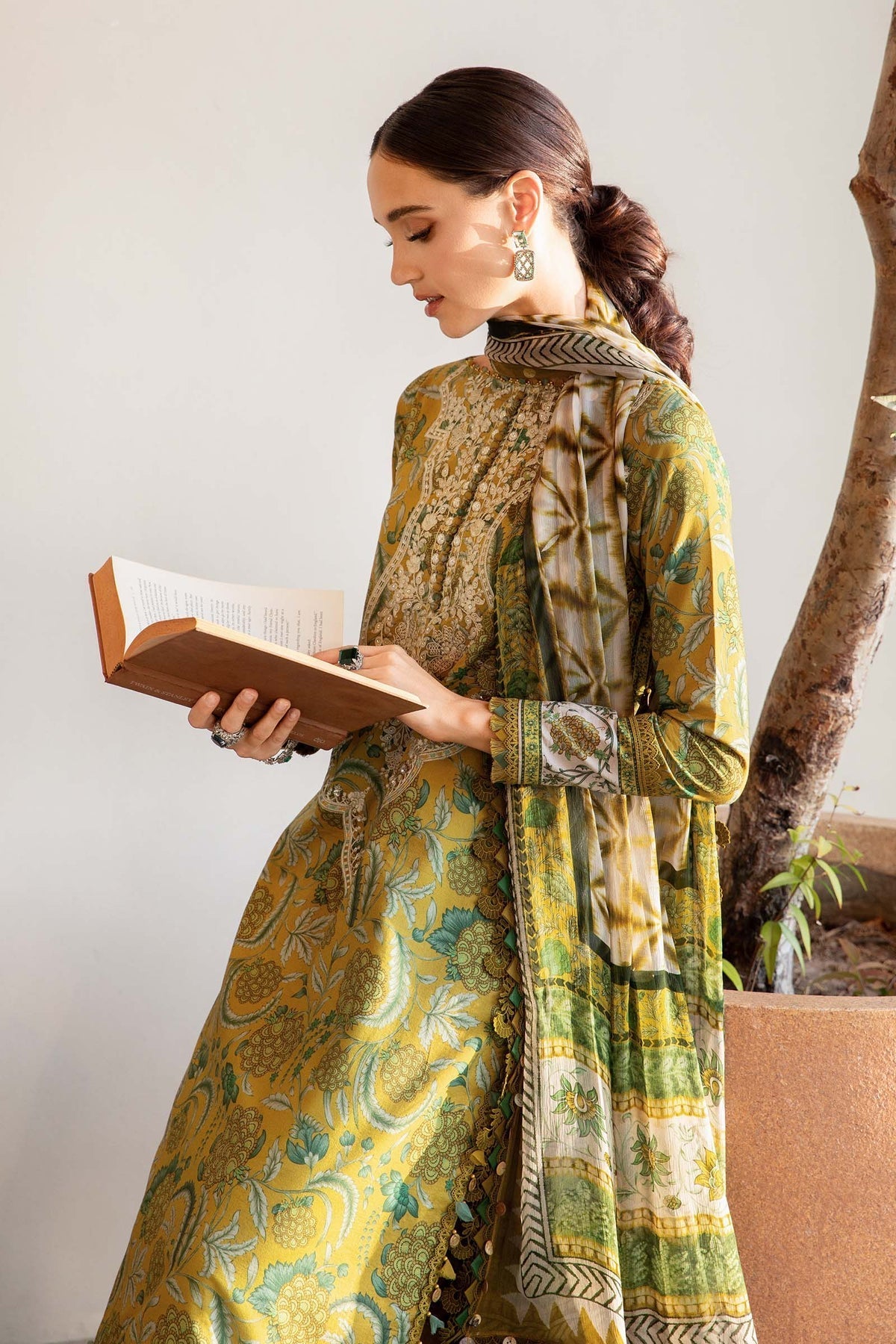Maria B | M Prints 25 | MPT-2513-B by Maria B - Designer Dress - Type: Ladies Clothes - Available at Libayah - 100% Original
