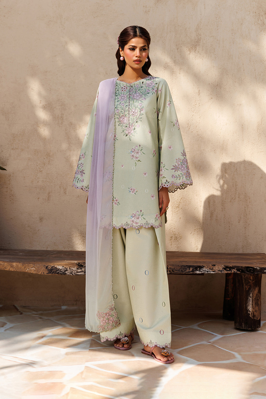 Iznik | Printed Lawn 26 | UE-665 Printed Lawn by Iznik - Designer Dress  - Type : Ladies Clothes - Available at Libayah - 100% Original 