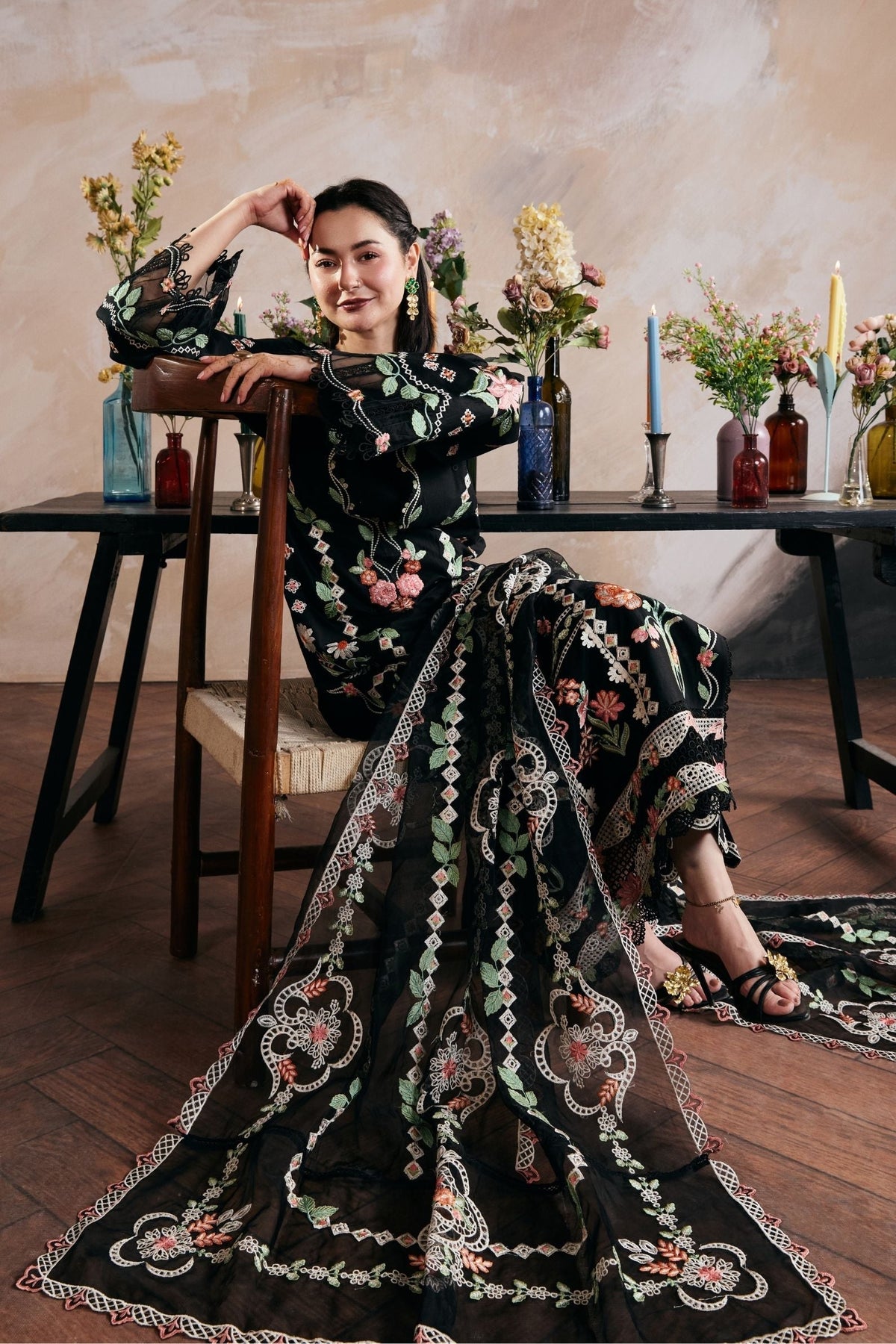 Maryam Hussain | Luxury Lawn 26 Vol 2 | Gul Meena by Maryam Hussain - Designer Dress  - Type : Ladies Clothes - Available at Libayah - 100% Original 