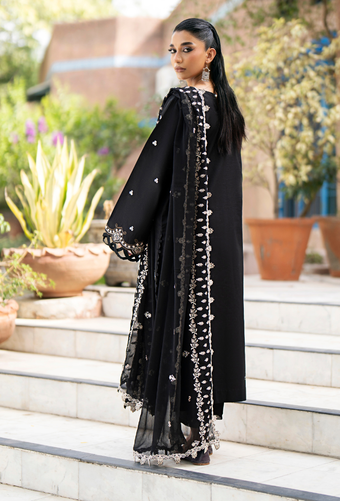 Humdum | Selin Lawn 25 | Selin - D05 by Humdum - Designer Dress - Type: Ladies Clothes - Available at Libayah - 100% Original