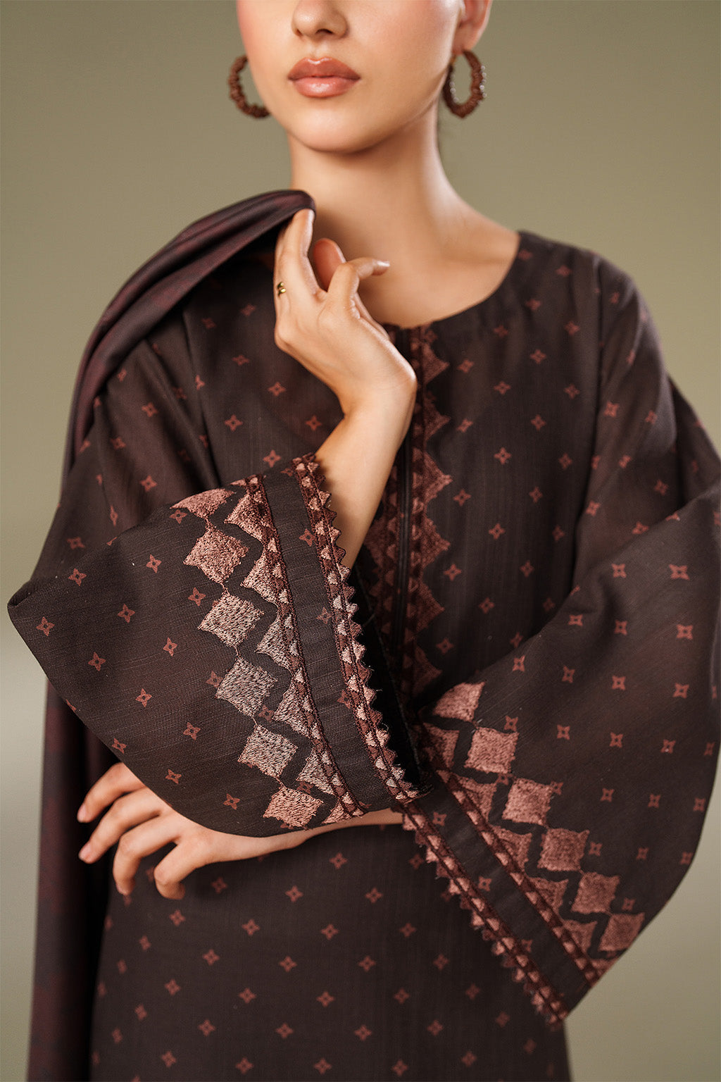 Iznik | Winter Chapter 25 | UE-559 Printed Khaddar by Iznik - Designer Dress - Type : Ladies Clothes - Available at Libayah - 100% Original 