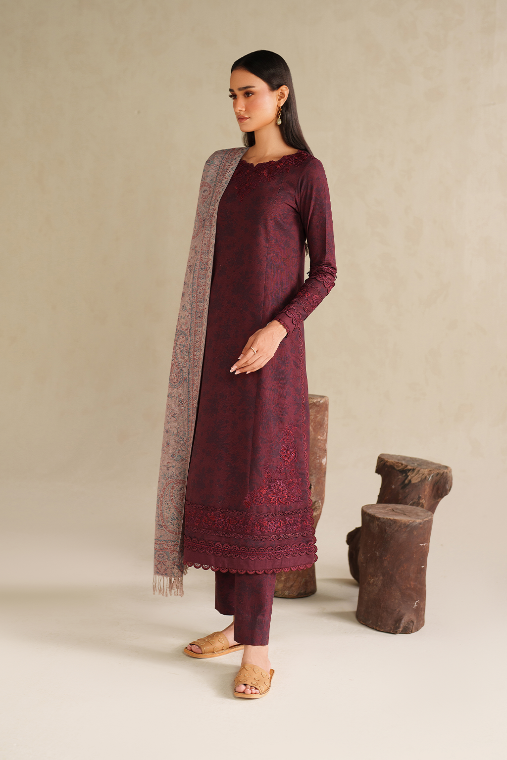 Iznik | Winter Chapter 25 | UE-590 Printed Khaddar by Iznik - Designer Dress - Type : Ladies Clothes - Available at Libayah - 100% Original 