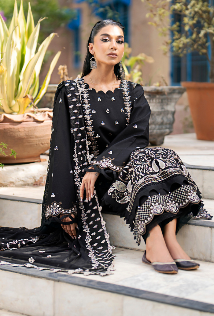 Humdum | Selin Lawn 25 | Selin - D05 by Humdum - Designer Dress - Type: Ladies Clothes - Available at Libayah - 100% Original