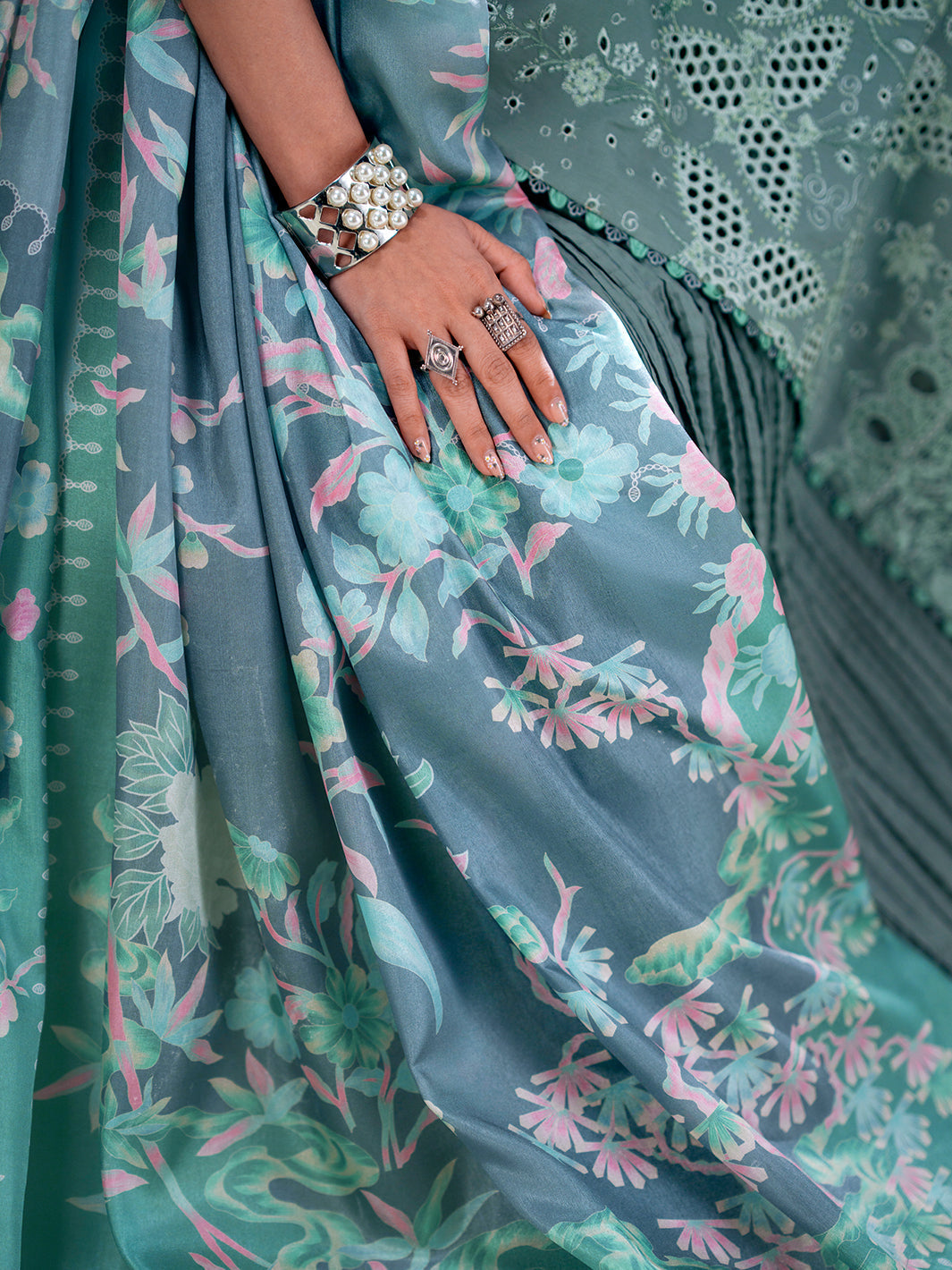 Bin Ilyas | Amour Luxury Lawn 26 |181-A by Bin Ilyas - Designer Dress  - Type : Ladies Clothes - Available at Libayah - 100% Original 