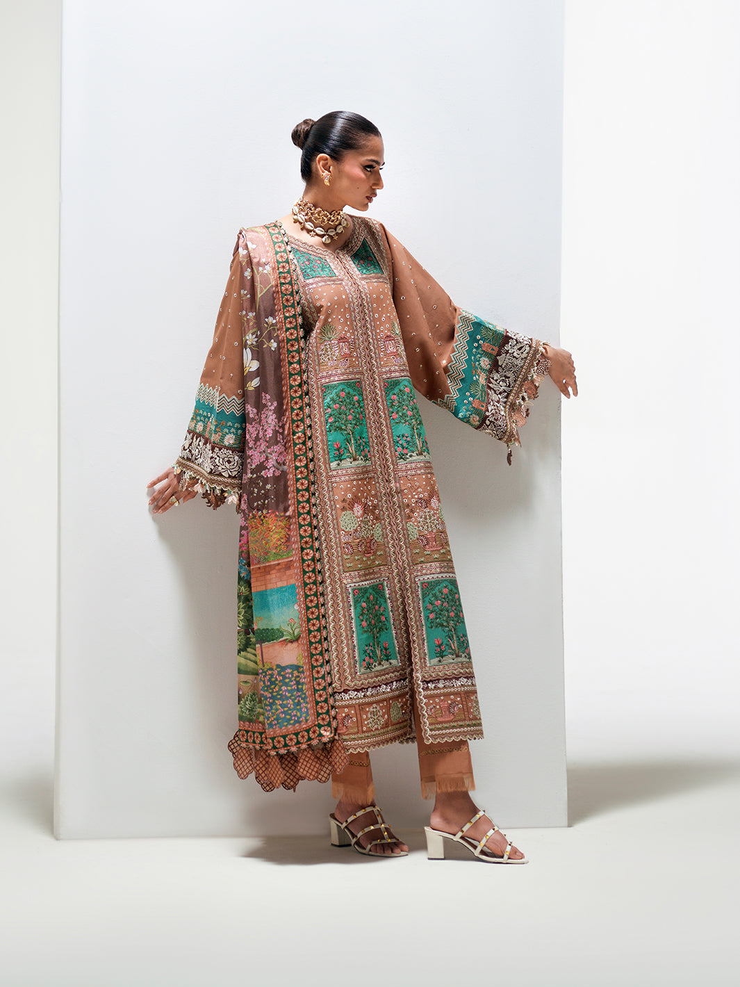Bin Ilyas | Amour Luxury Lawn 26 | 186-B by Bin Ilyas - Designer Dress  - Type : Ladies Clothes - Available at Libayah - 100% Original 