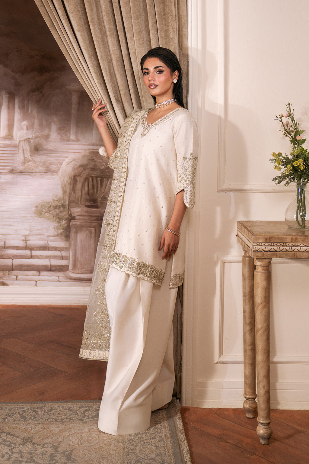 Neeshay | Luxe Pret | Ivoria