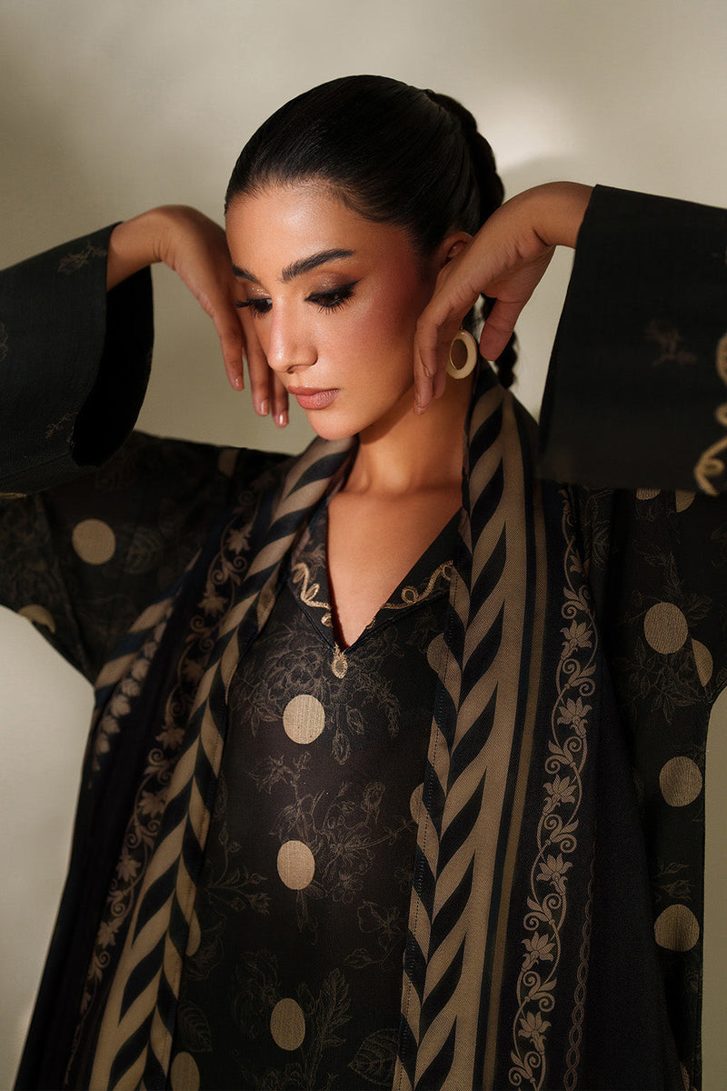 Iznik | Winter Chapter 25 | UE-571 Printed Khaddar by Iznik - Designer Dress - Type : Ladies Clothes - Available at Libayah - 100% Original 