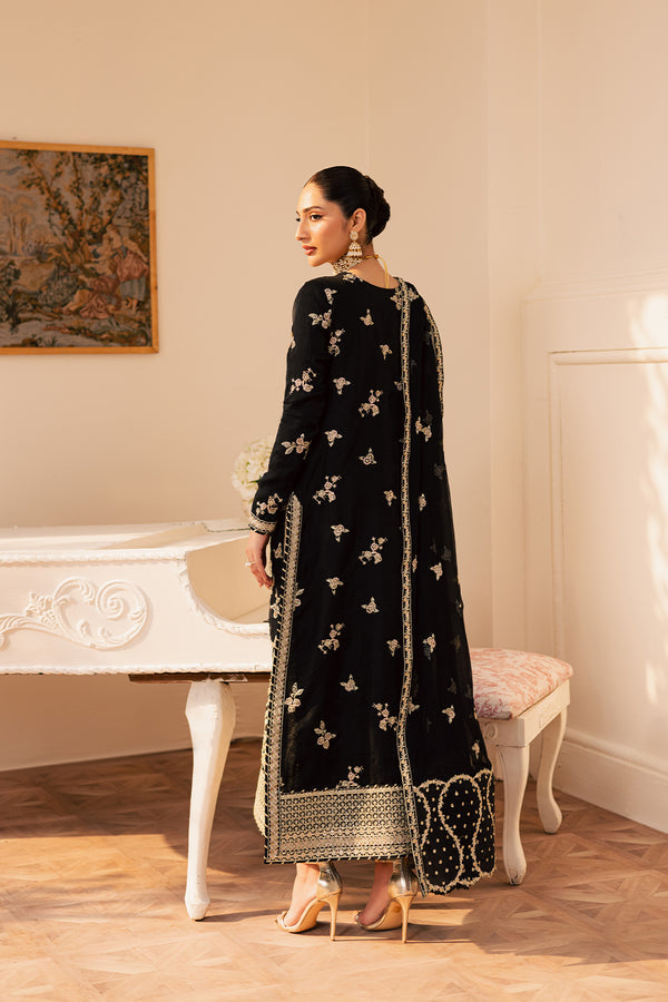 Emaan Adeel | Suave Luxury Formals | SVARA by Emaan Adeel - Designer Dress  - Type : Ladies Clothes - Available at Libayah - 100% Original 