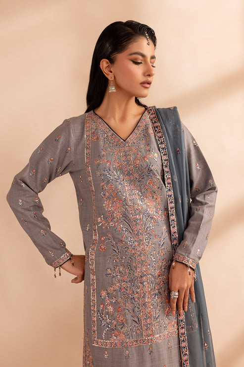 Emaan Adeel | Rangrez Collection | AABRO by Emaan Adeel - Designer Dress - Type: Ladies Clothes - Available at Libayah - 100% Original