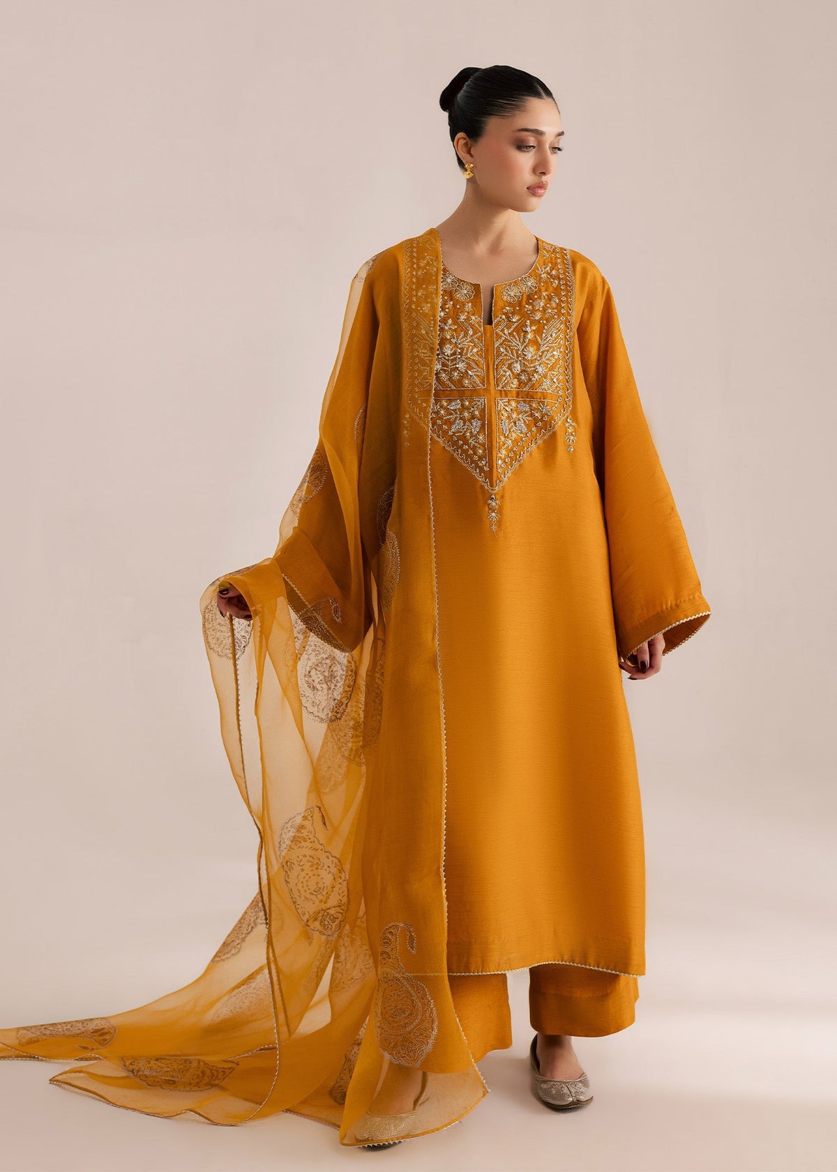 Sadaf Fawad Khan | Silk Luxury Pret 26 | Omavi by Sadaf Fawad Khan - Designer Dress  - Type : Ladies Clothes - Available at Libayah - 100% Original 