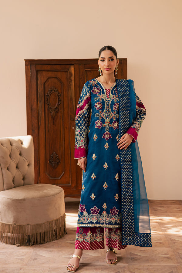 Emaan Adeel | Suave Luxury Formals | AVOIR by Emaan Adeel - Designer Dress  - Type : Ladies Clothes - Available at Libayah - 100% Original 