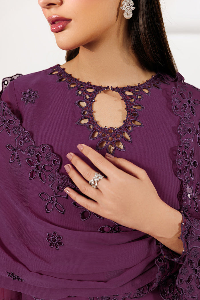 Zarif | Nourah Formals | WADHAI by Zarif - Designer Dress  - Type : Ladies Clothes - Available at Libayah - 100% Original 