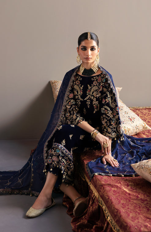 MK-03 Falak – authentic Pakistani formal dress from the Emaan Adeel Zarposh Velvet 25 collection for women in the UK.