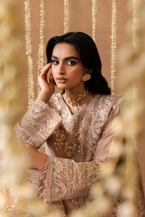 LAILA – authentic Pakistani formal dress from the Emaan Adeel Sheherzadi Formals 25 collection for women in the UK.