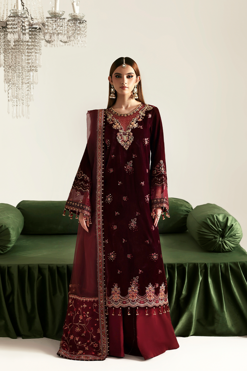 NADIRA – authentic Pakistani formal dress from the Emaan Adeel Zarposh Velvet 25 collection for women in the UK.
