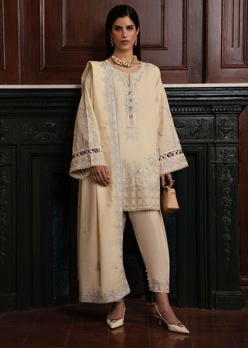 Kanwal Malik | Gulana Winter 25 | ShahGul by Kanwal Malik - Designer Dress  - Type : Ladies Clothes - Available at Libayah - 100% Original 