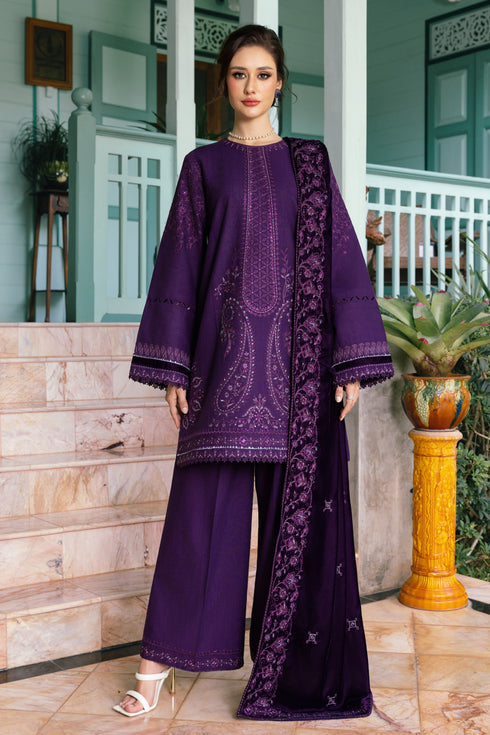 Naqshi | Nuri Khaddar Velvet Marina | Ishana by Naqshi - Designer Dress  - Type : Ladies Clothes - Available at Libayah - 100% Original 