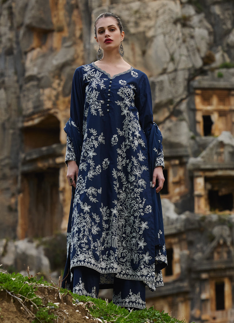 Image | Lawnkari 25 | Yara by Image - Designer Dress - Type: Ladies Clothes - Available at Libayah - 100% Original