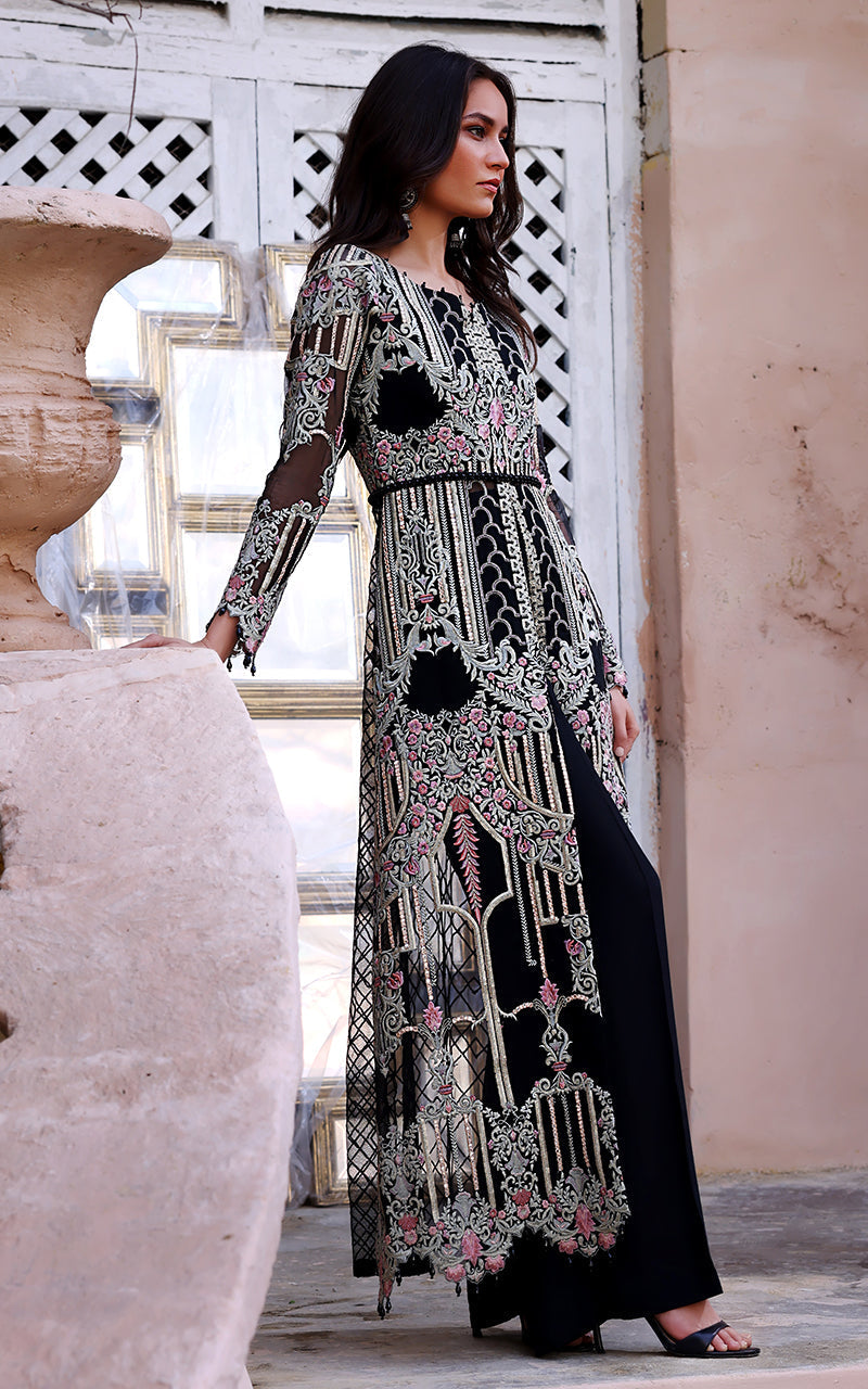 Threads and Motifs | Formal Dresses 24 | 6886 by Threads and Motifs - Designer Dress - Type: Ladies Clothes - Available at Libayah - 100% Original