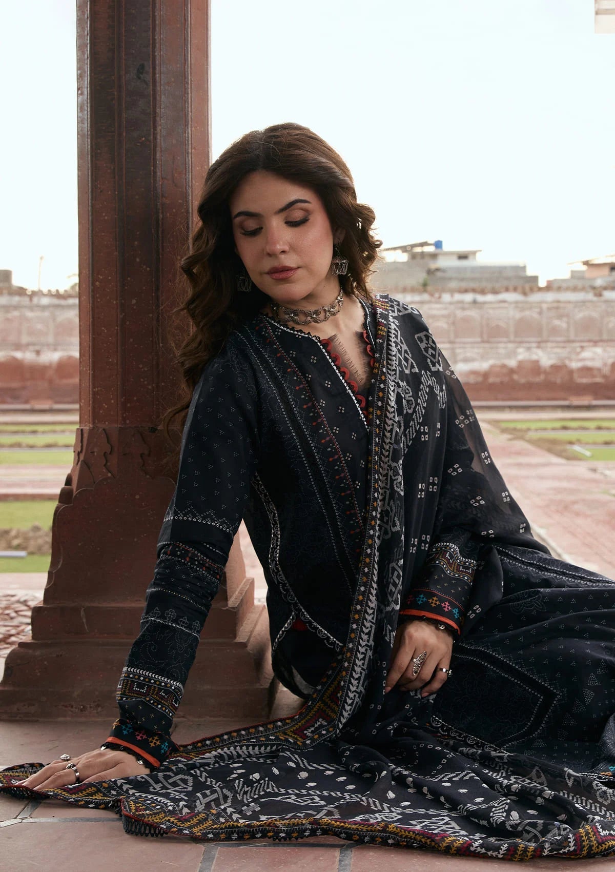 Kahf Premium | Prints Collection 26 | KPS-5A GUL-E-SIYAH - by Libayah - Registered Vendor of : Kahf Premium - 100% Original Designer Dress